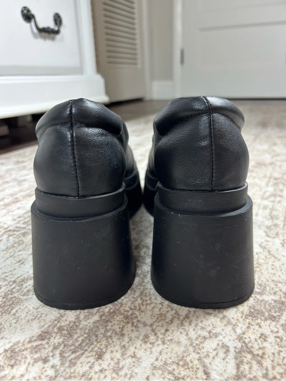 UNIF Black Leather Flex Platform Slip On Shoe Size 11